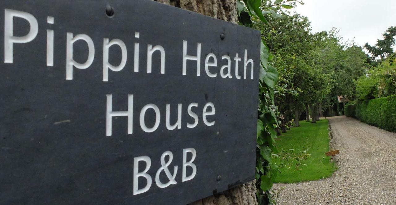 هولت Pippin Heath House B&B المظهر الخارجي الصورة