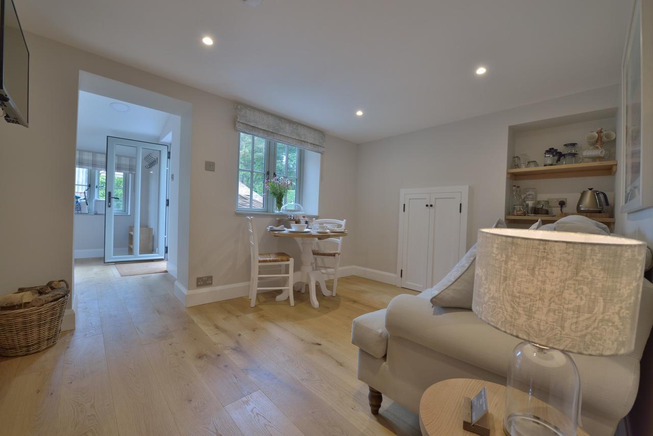 هولت Pippin Heath House B&B المظهر الخارجي الصورة